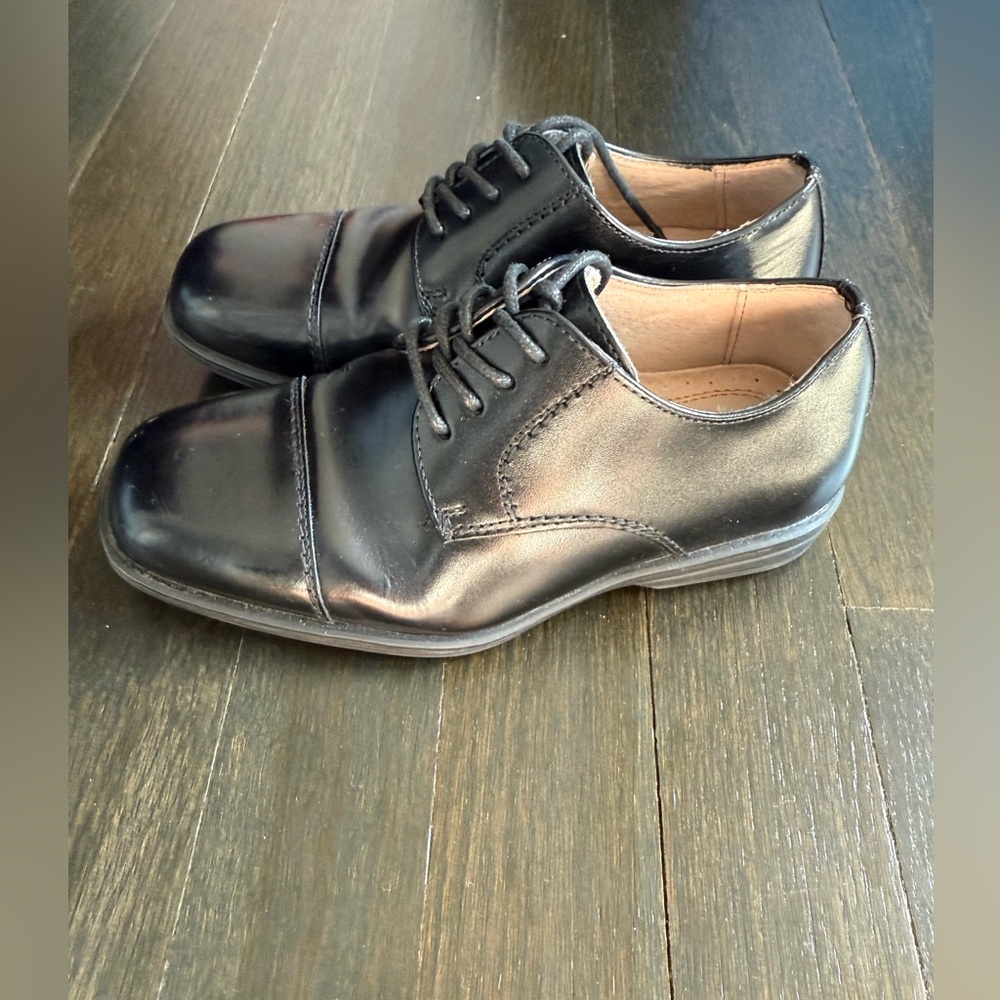 Boys Florsheim Dress shoes